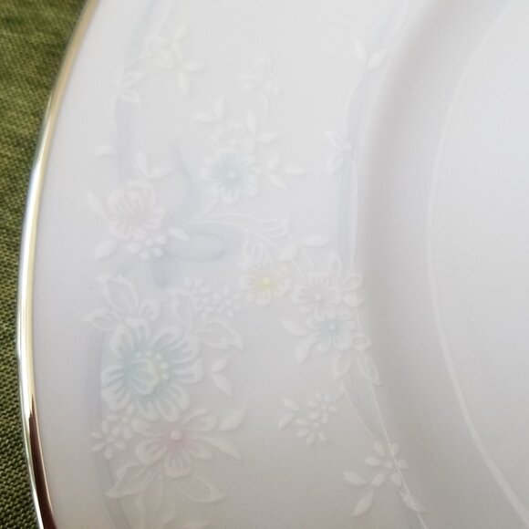 Noritake Ireland Anticipation China 4 Piece Setting - Picture 11 of 11